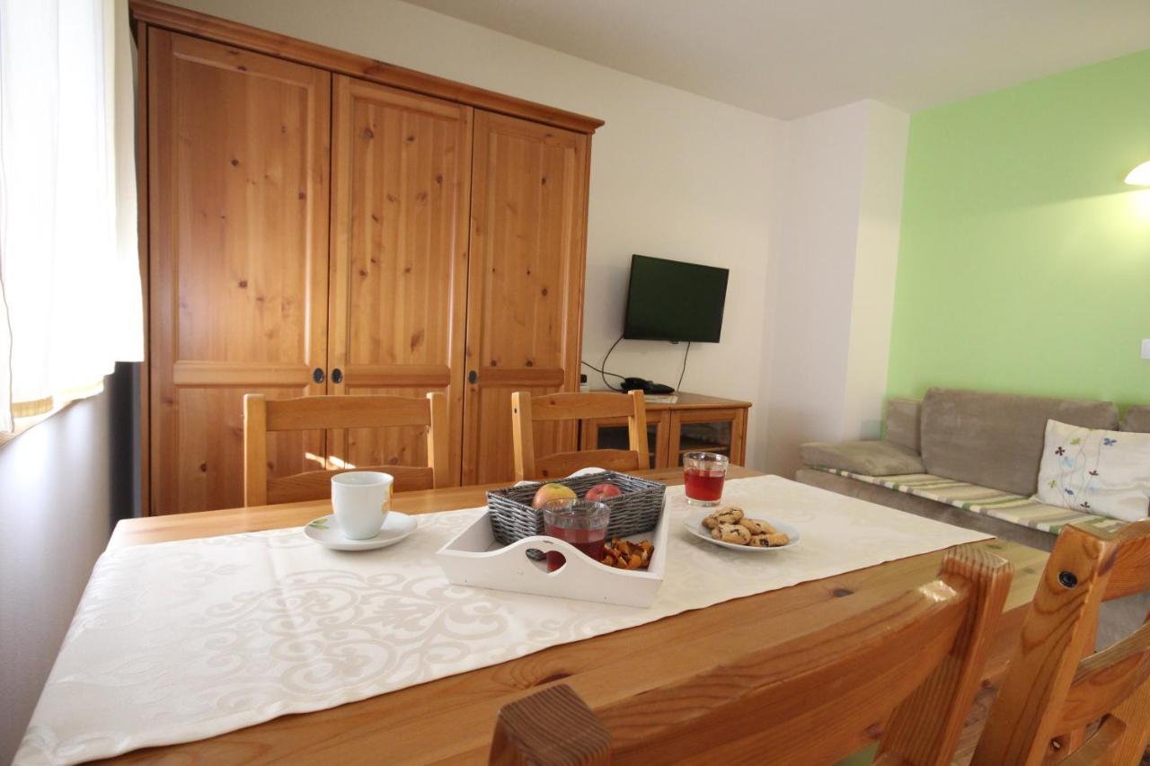 Apartments Na Vasi ボーヒニ エクステリア 写真